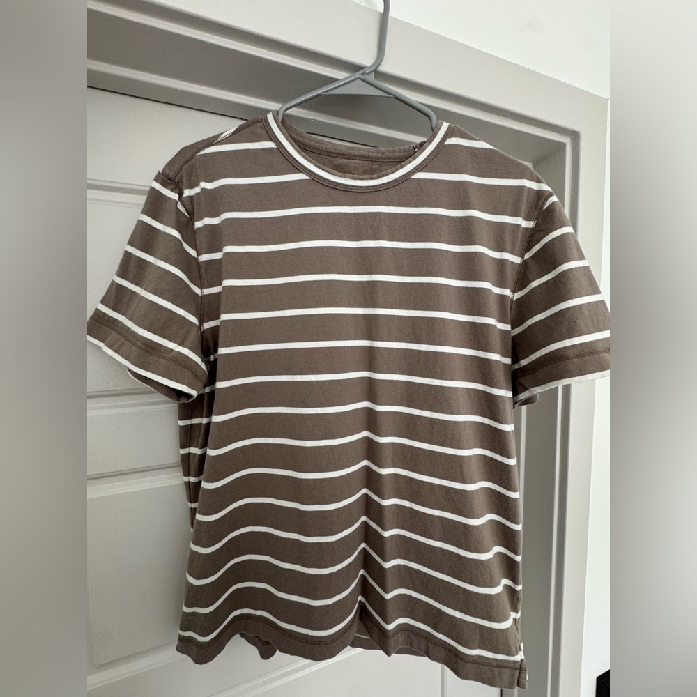 Banana Republic Men’s T-shirt Medium